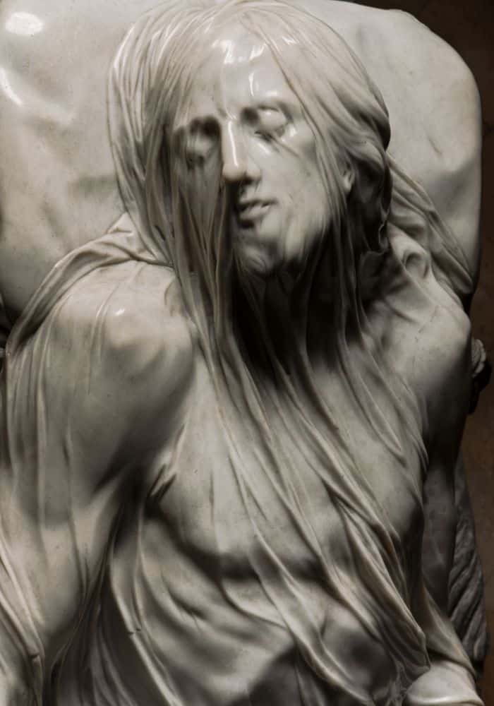 the veiled christ statue