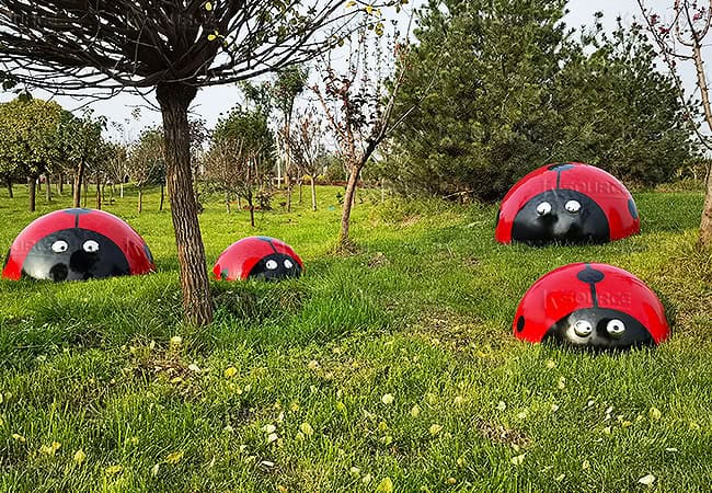 This ladybug sculpture has a dazzling decorative effect in the sun