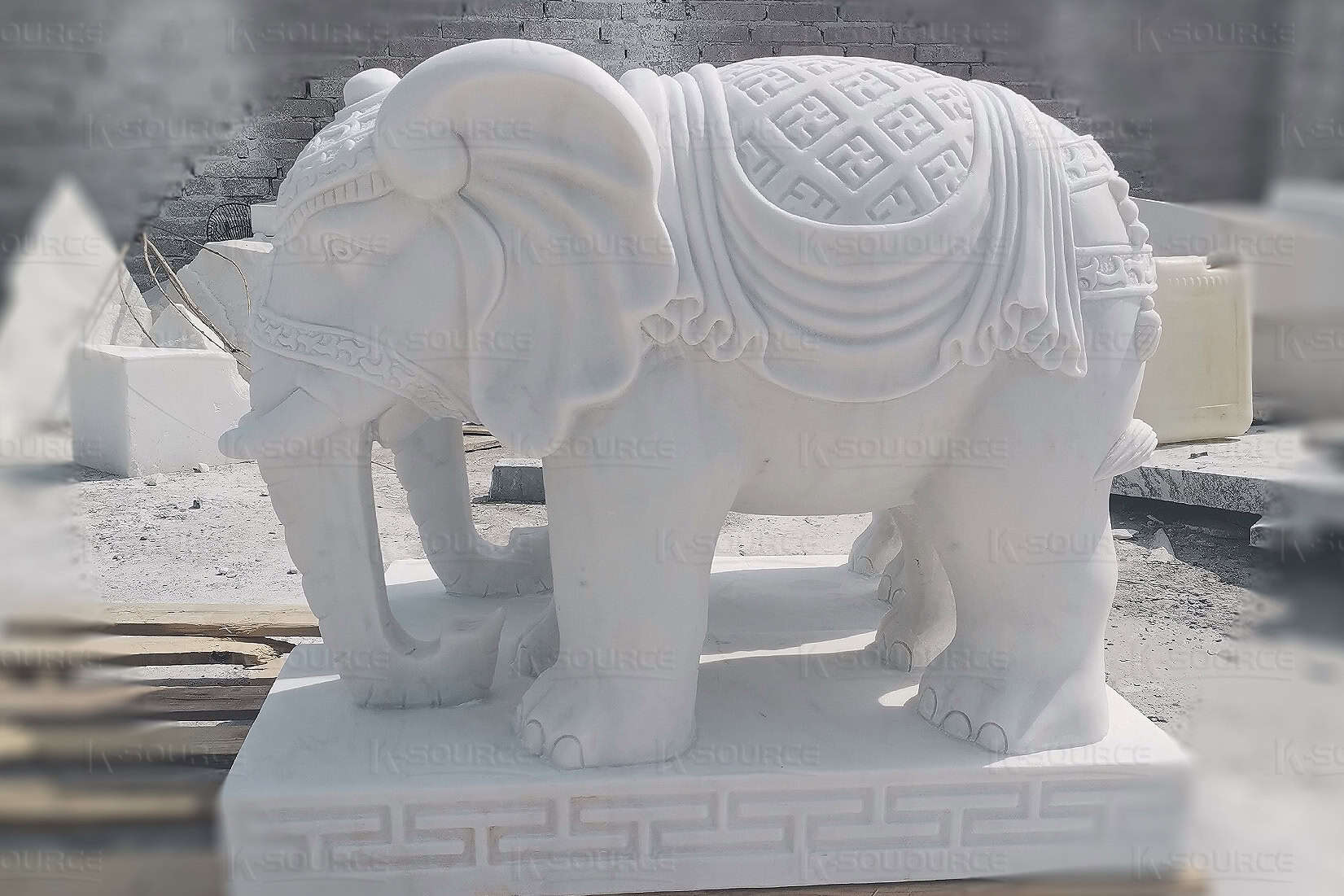The elephant has been regarded as an auspicious animal since ancient times. 