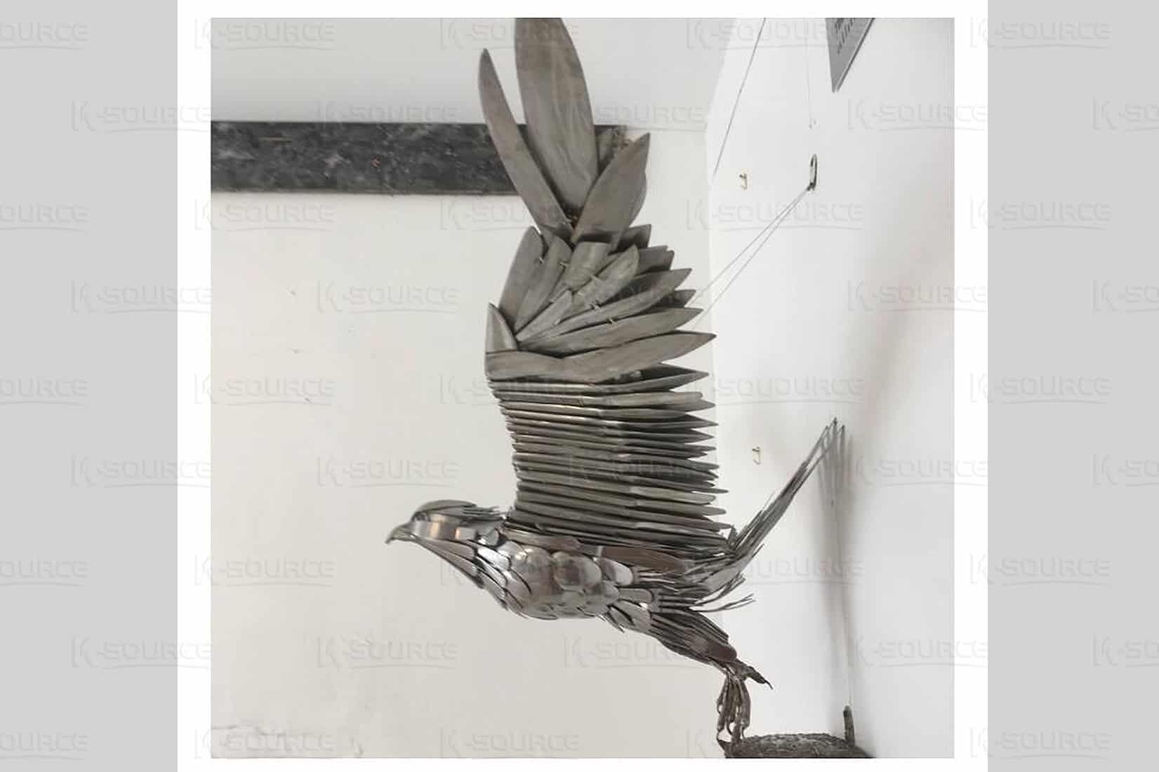 stainless steel slices will have different light and shadow changes