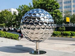 The small grooves on the surface must be the same size and depth and evenly distributed on the ball