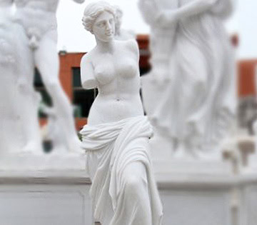 The newly put-together Venus statue had the defect of having no arms