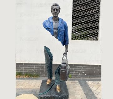 Traveler in Bule Bronze Sculpture