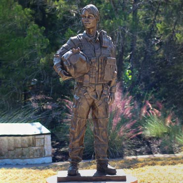 Iraq war helicopter pilot statue