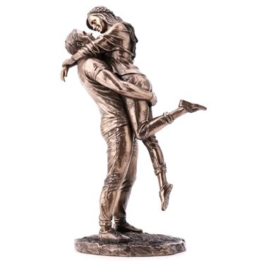 The large Bronze Promise