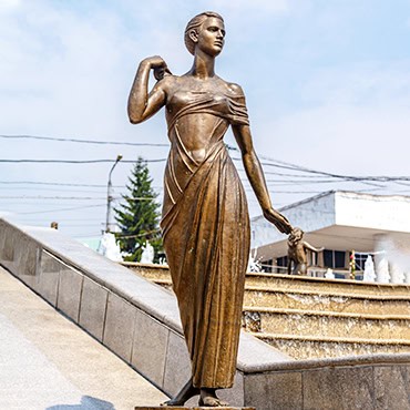 Commemorative Bronze Woman Statue